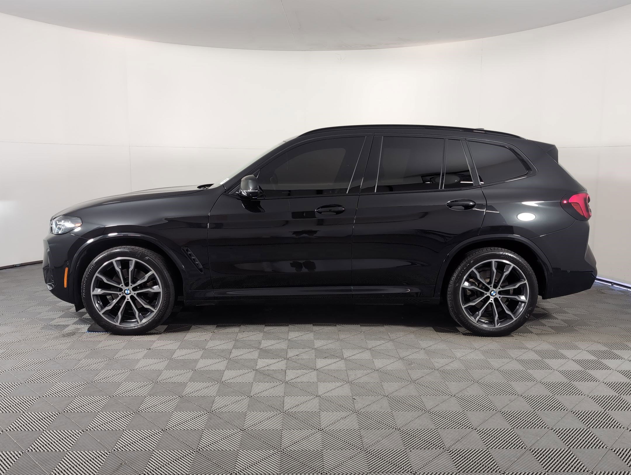 2023 Bmw X3 sDrive30i photo 2
