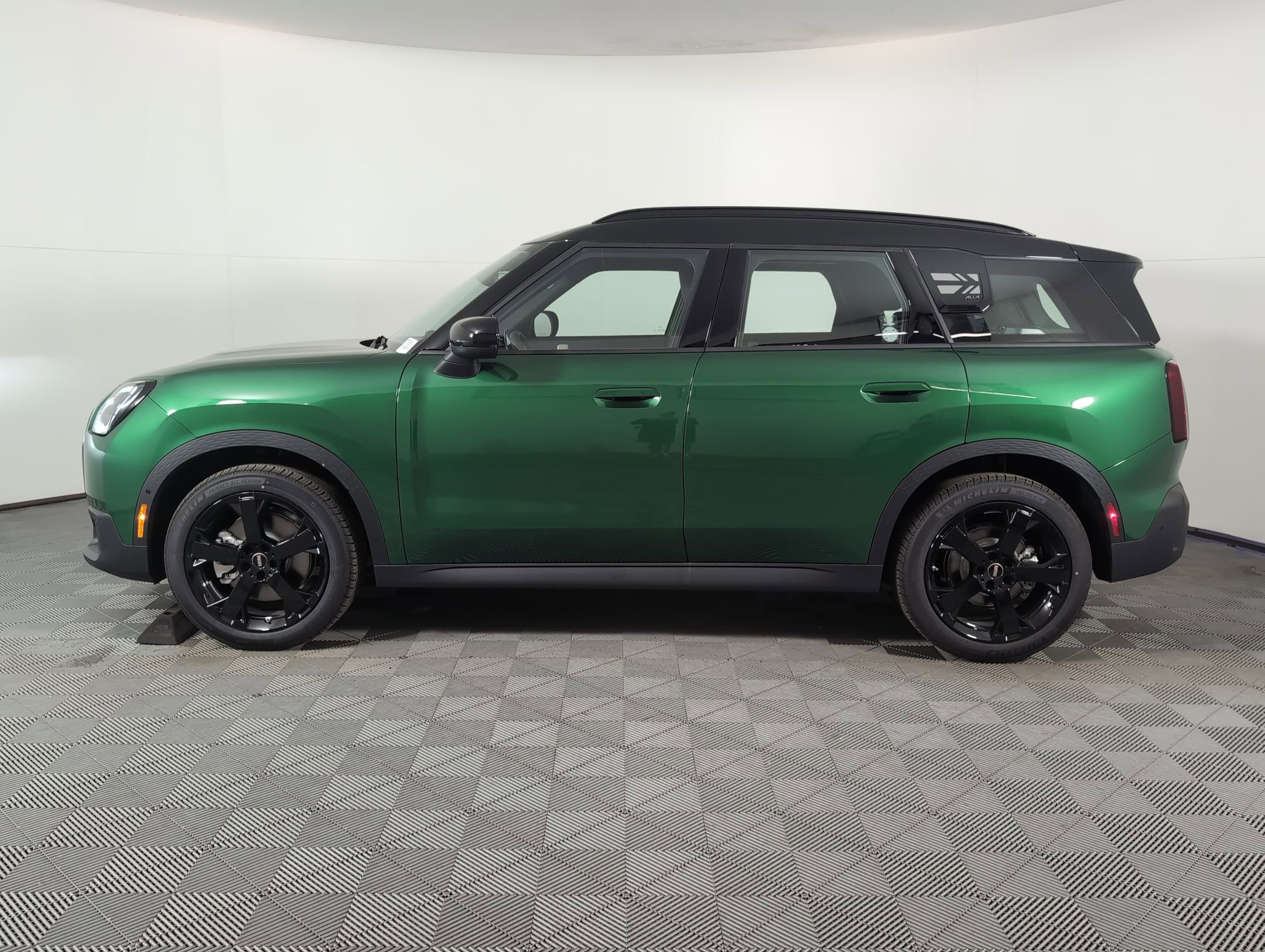 2026 Mini Countryman S ALL4 photo 2