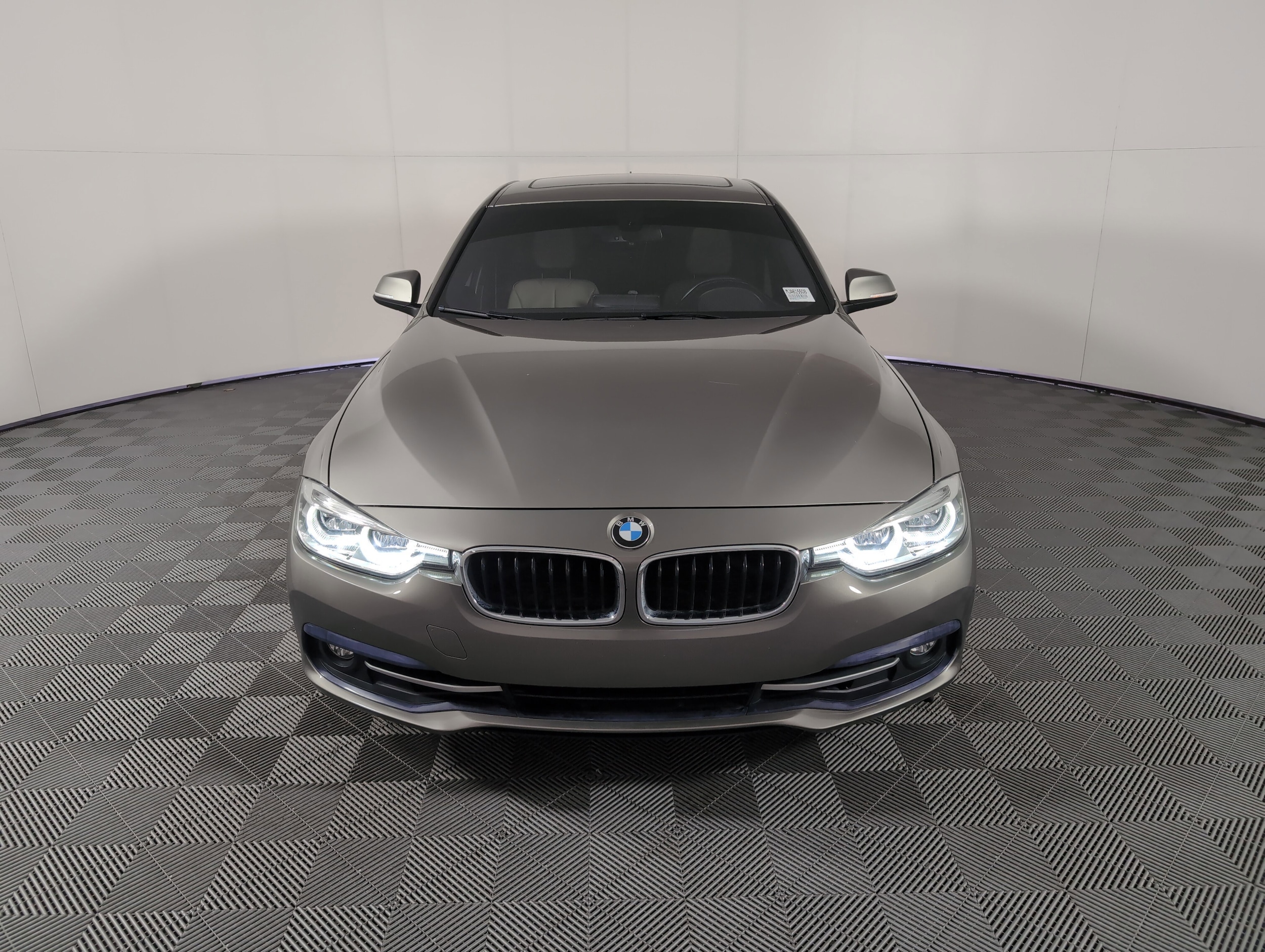 Used 2018 BMW 3 Series 330i with VIN WBA8D9C53JA615508 for sale in Houston, TX