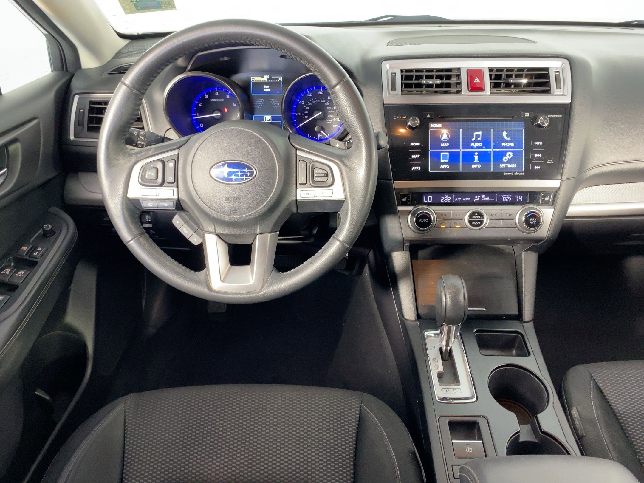 2017 Subaru Outback 2.5i Premium photo 4