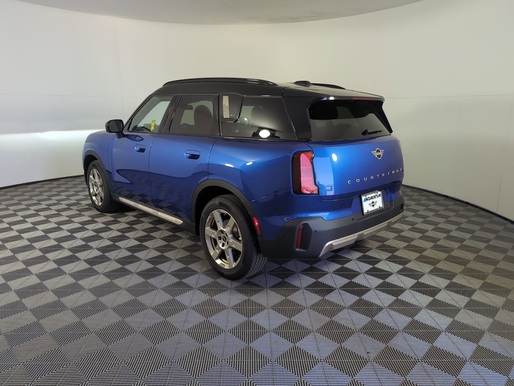 New 2025 MINI Countryman Iconic SUV
