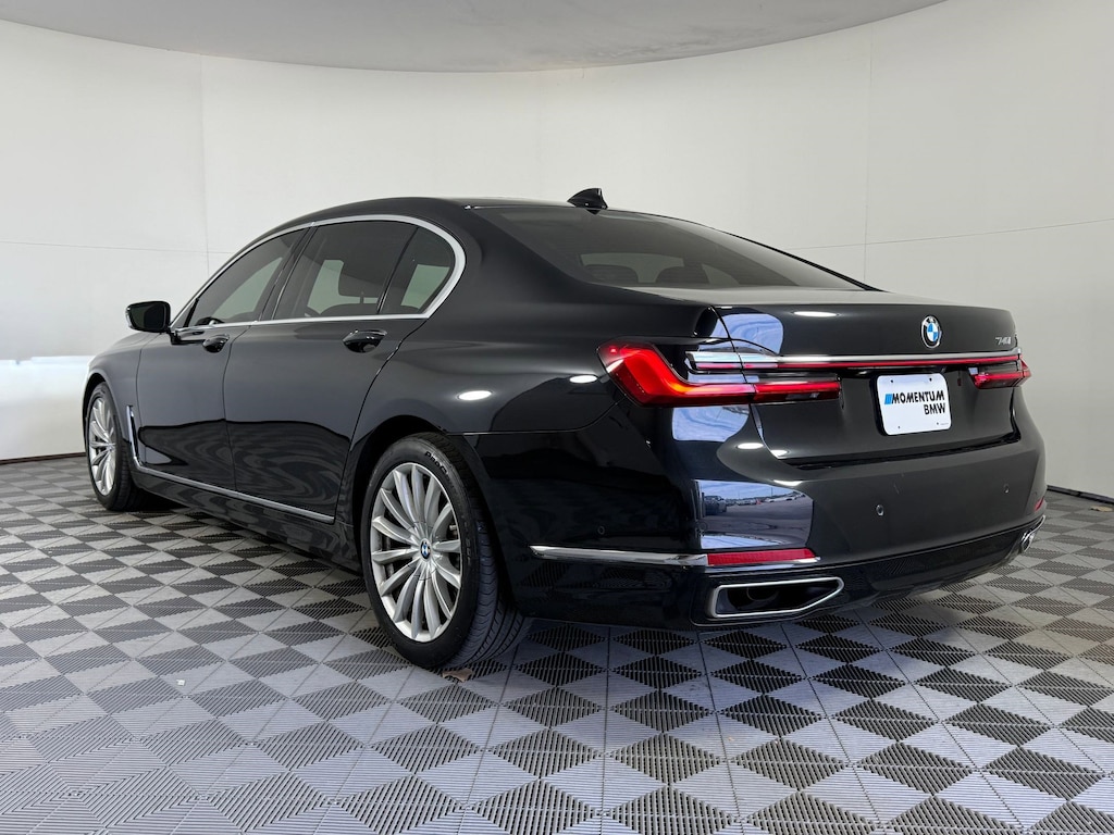 Used 2022 BMW 740i Sedan