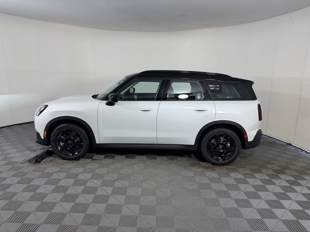 New 2027 MINI Countryman Signature Plus SUV