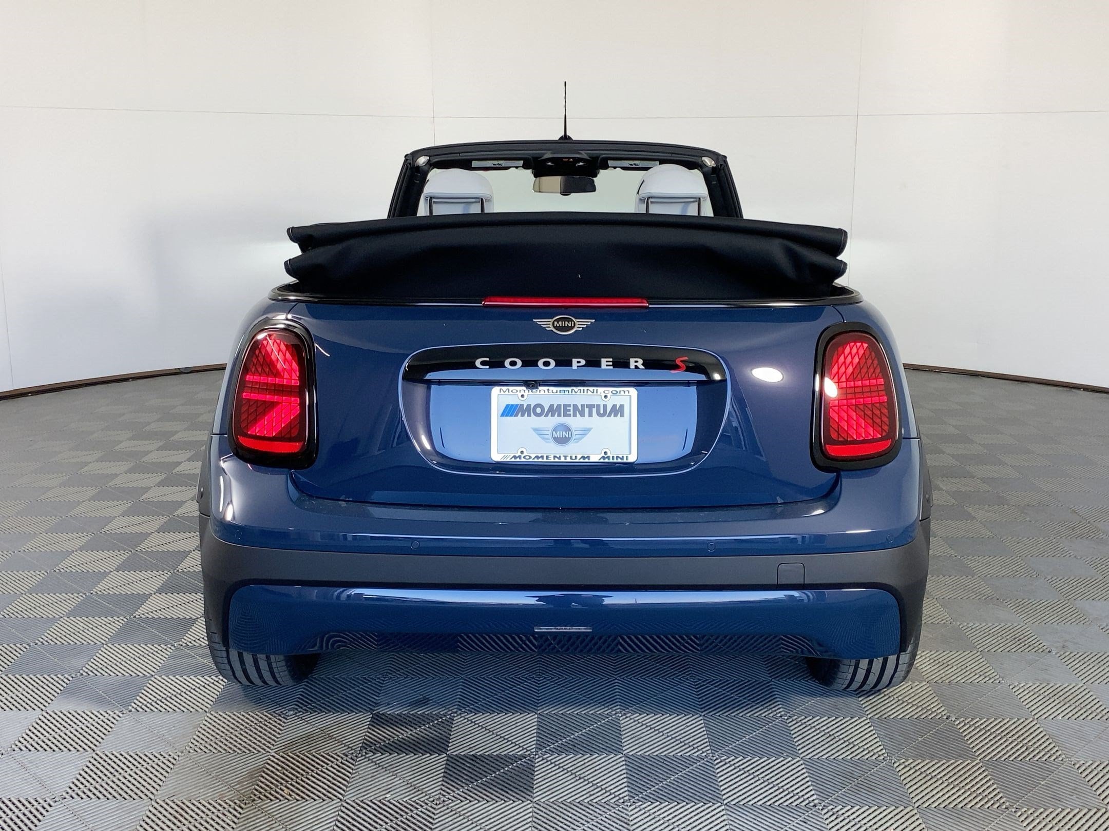 2026 MINI Convertible S - Photo 7