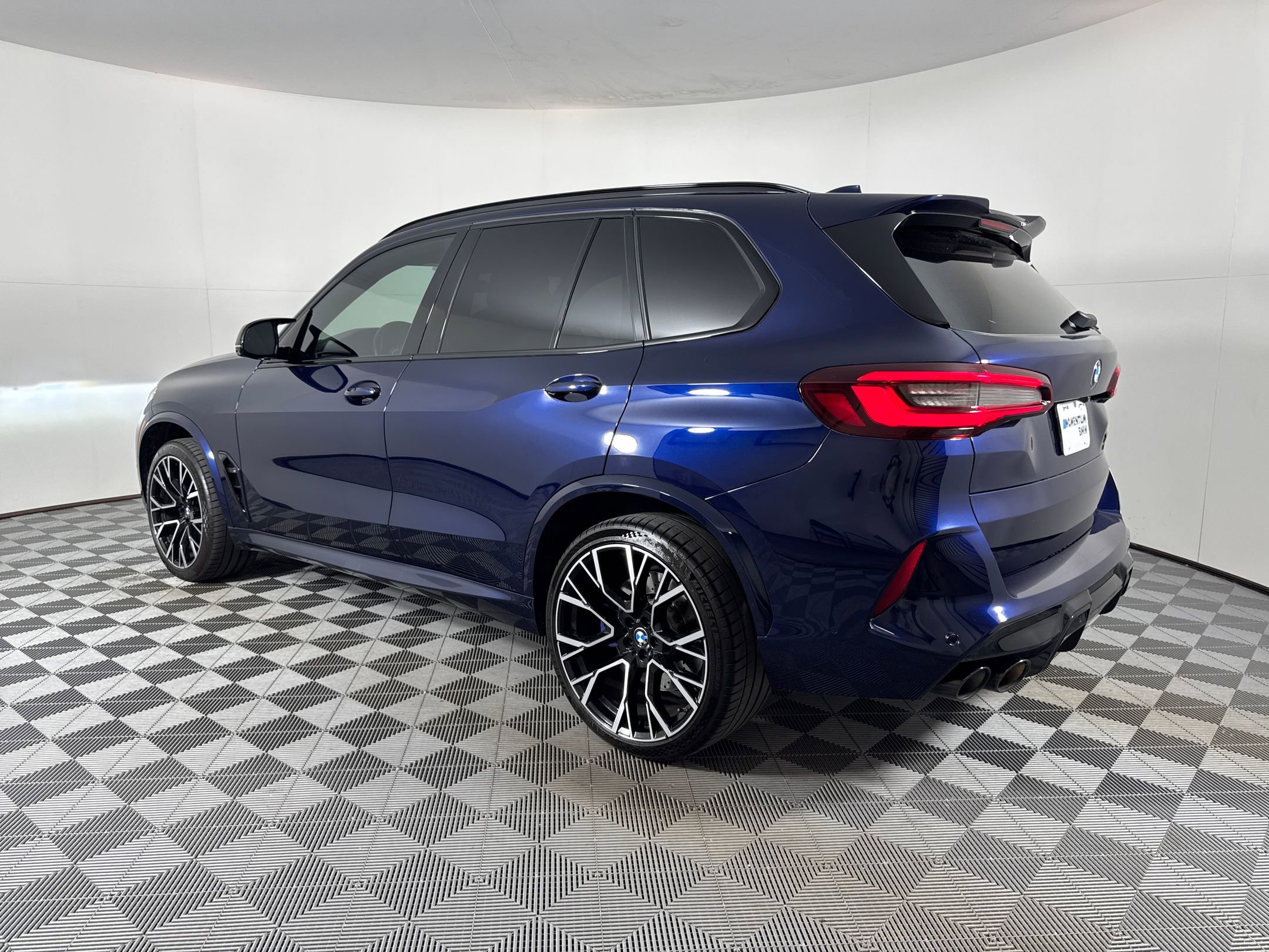 2021 Bmw X5 M photo 3