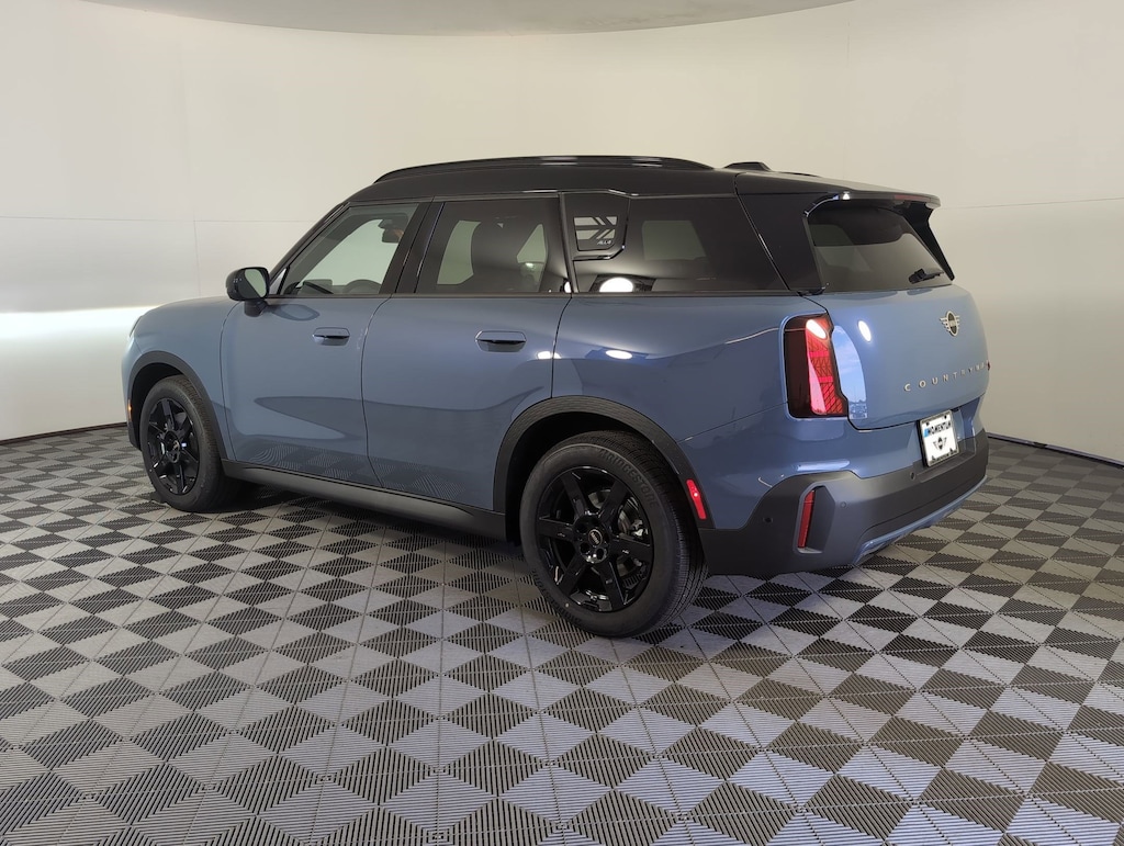 New 2026 MINI Countryman Iconic SUV