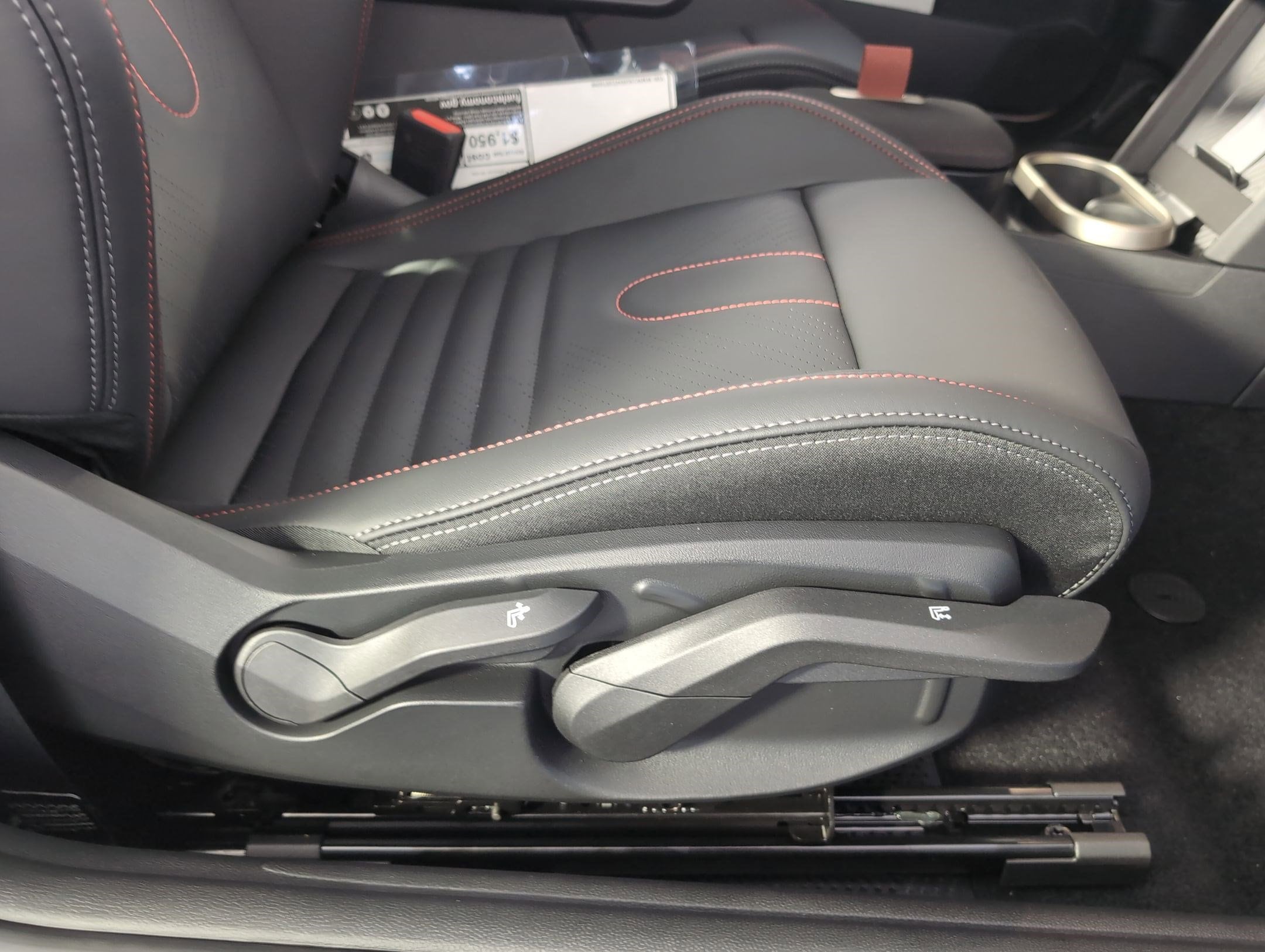 2026 MINI Hardtop 2 Door S - Photo 31