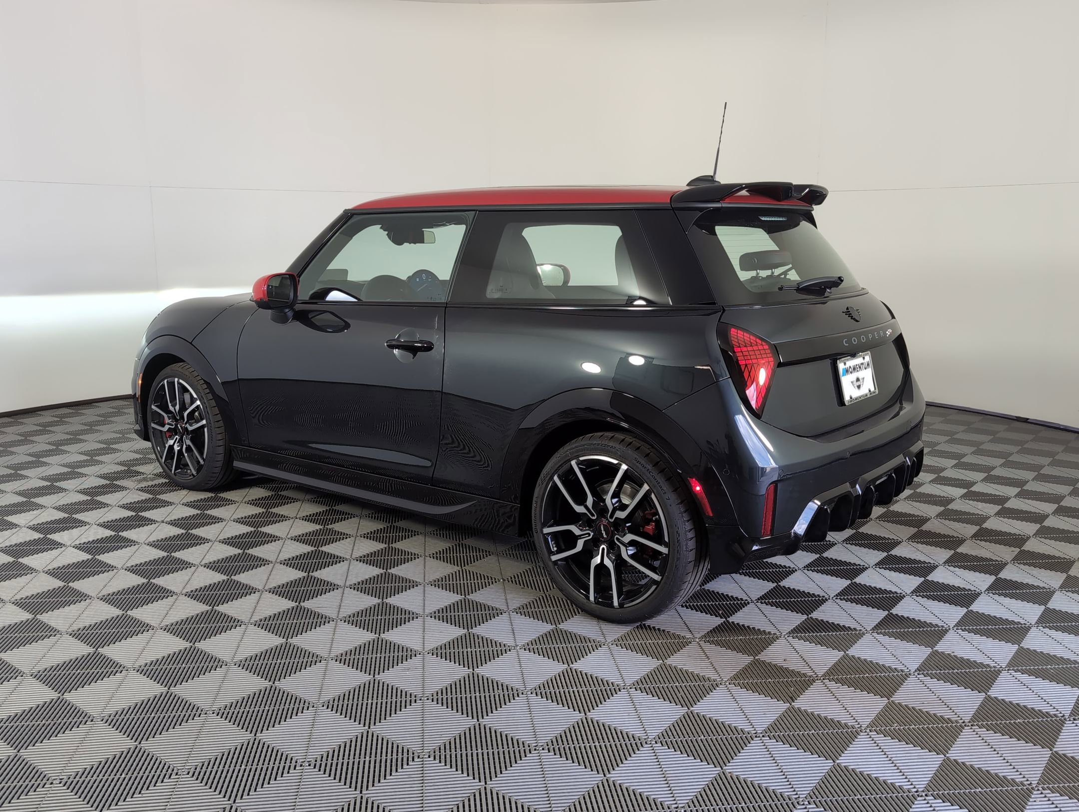 2026 Mini Cooper Hardtop John Cooper Works photo 2