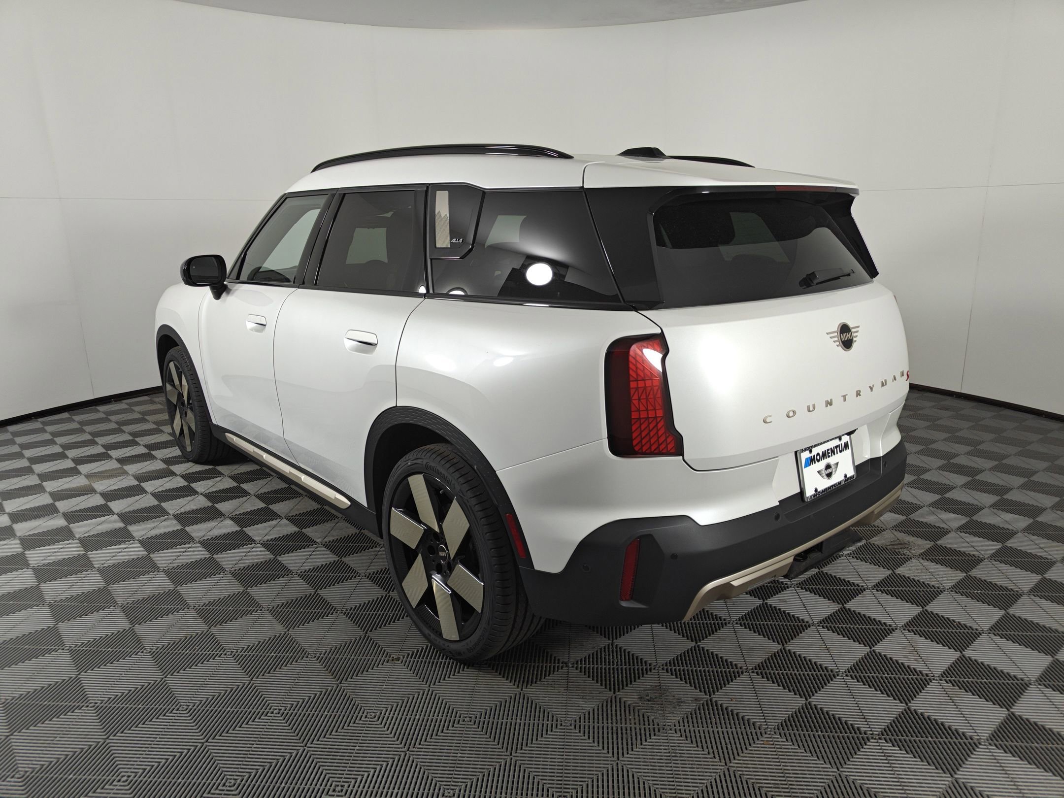 2025 Mini Countryman S ALL4 photo 3