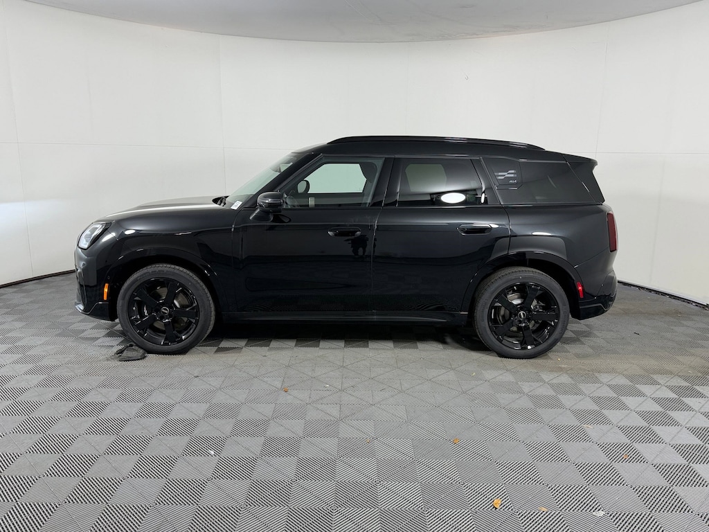 New 2026 MINI Countryman Iconic SUV