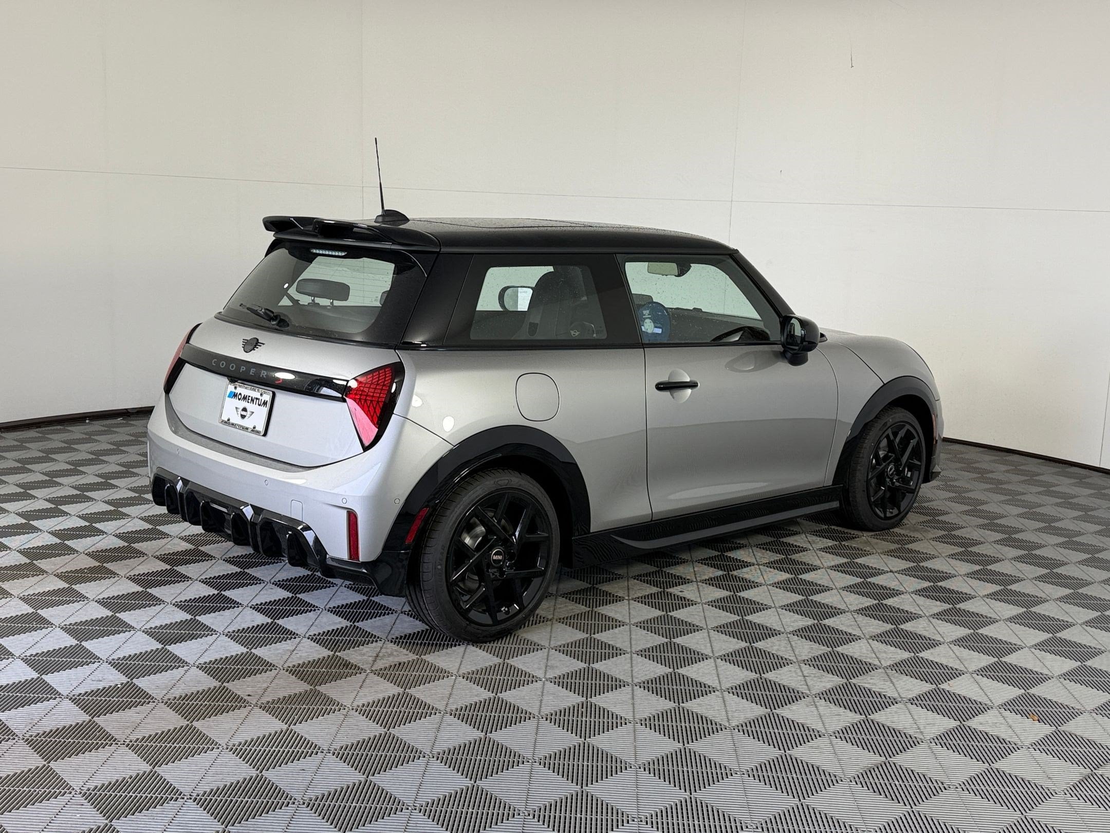 2026 MINI Hardtop 2 Door S - Photo 9