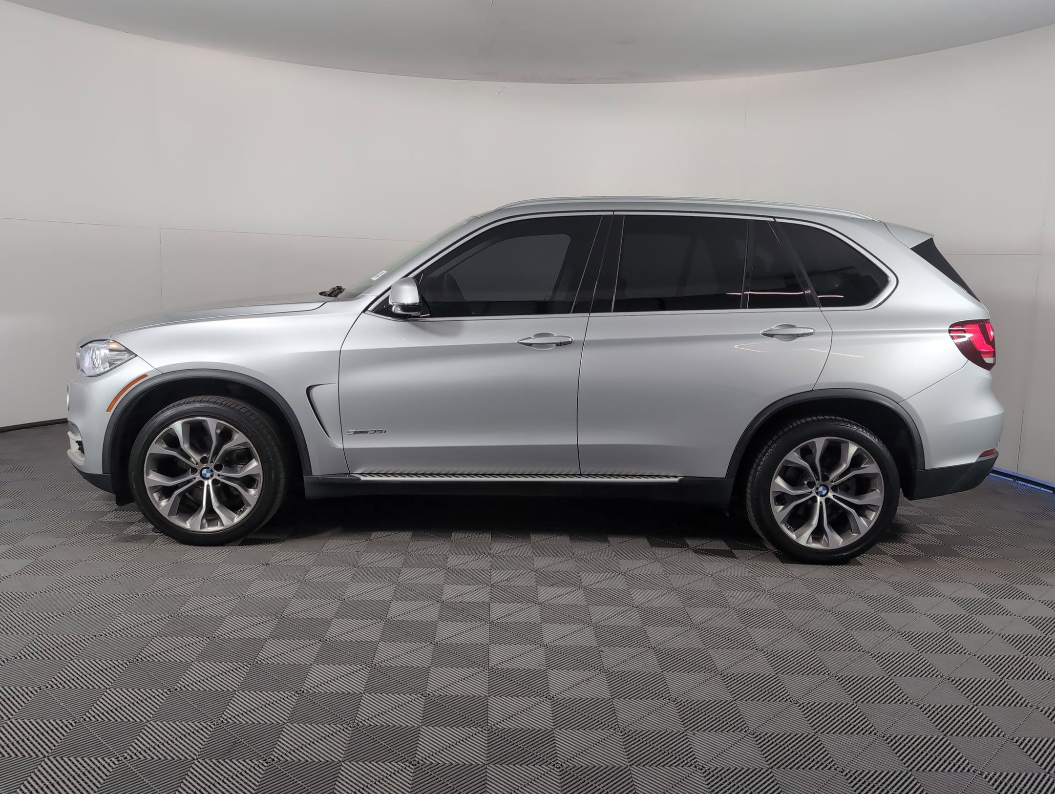 2016 Bmw X5 sDrive35i photo 2