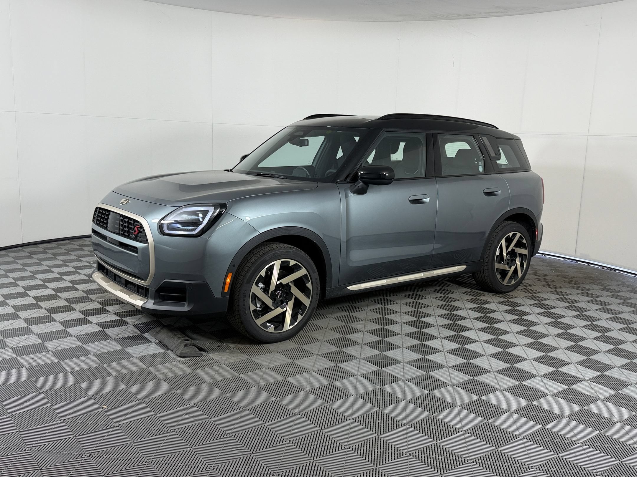 2027 MINI Countryman S ALL4's photo