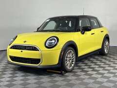 2025 MINI Hardtop 4 Door Iconic Hatchback