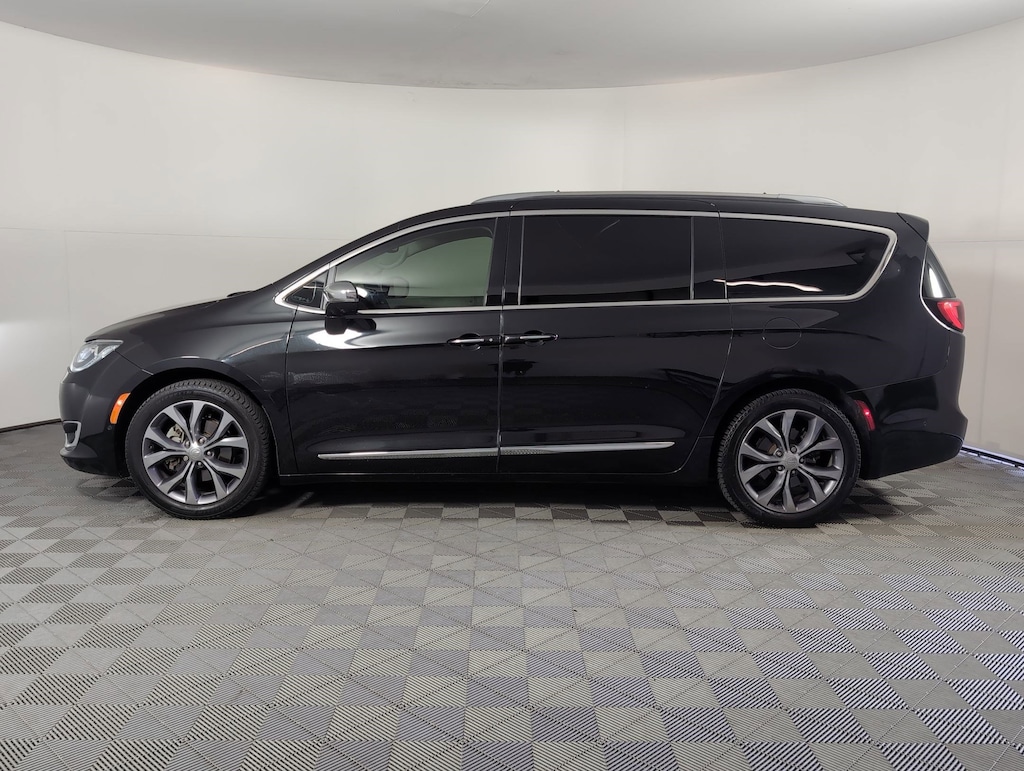 Used 2020 Chrysler Pacifica Limited Van Passenger Van