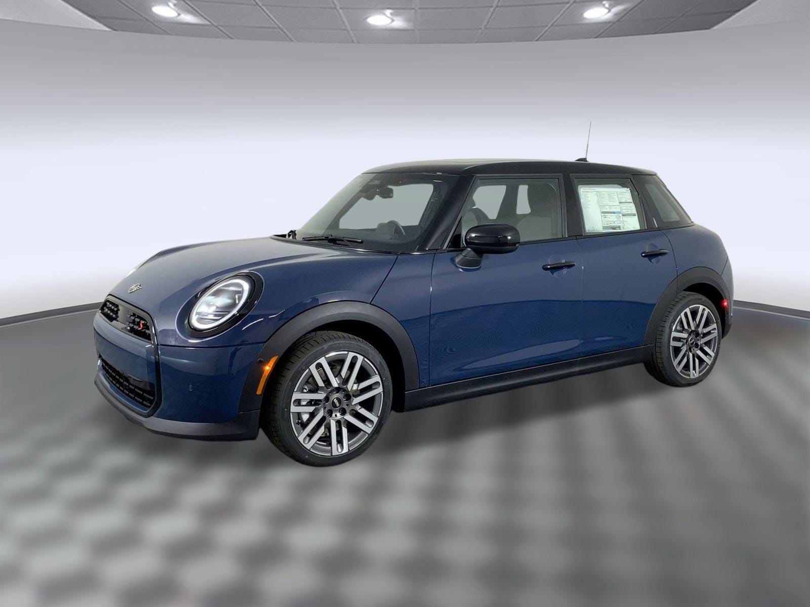 2026 MINI Hardtop 4 Door S's photo