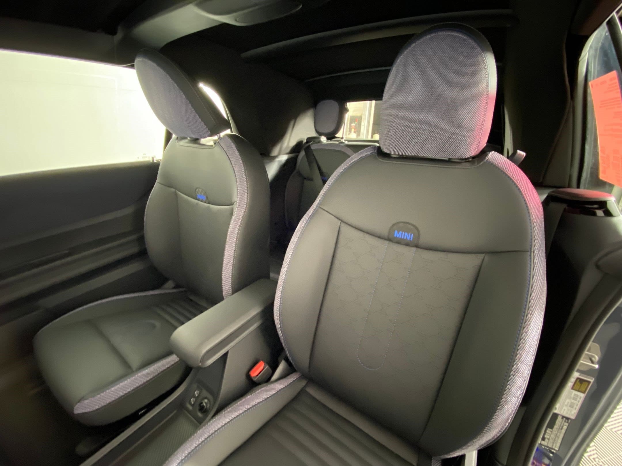 2026 MINI Convertible S - Photo 18