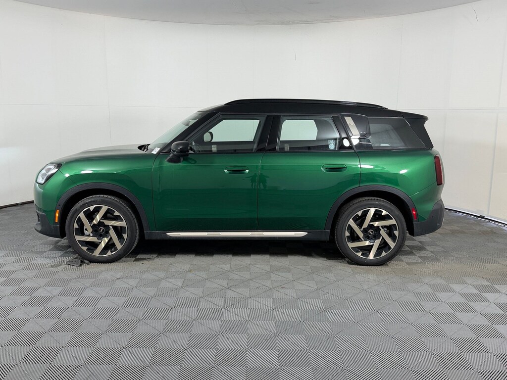 New 2027 MINI Countryman Signature Plus SUV