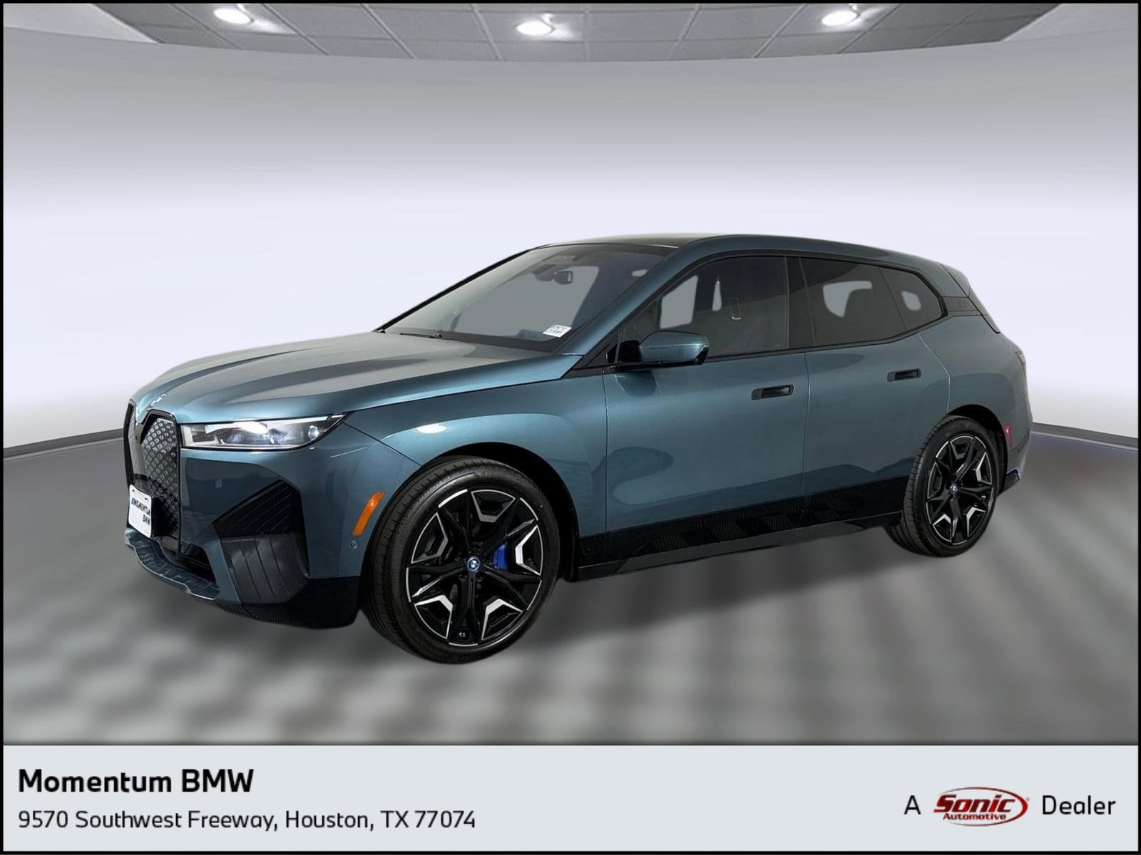 2023 BMW iX xDrive50's photo