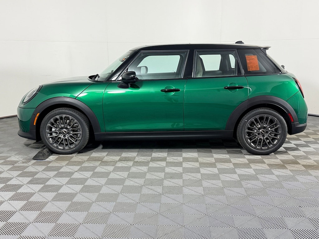 New 2026 MINI 4 Door Signature Plus Hatchback