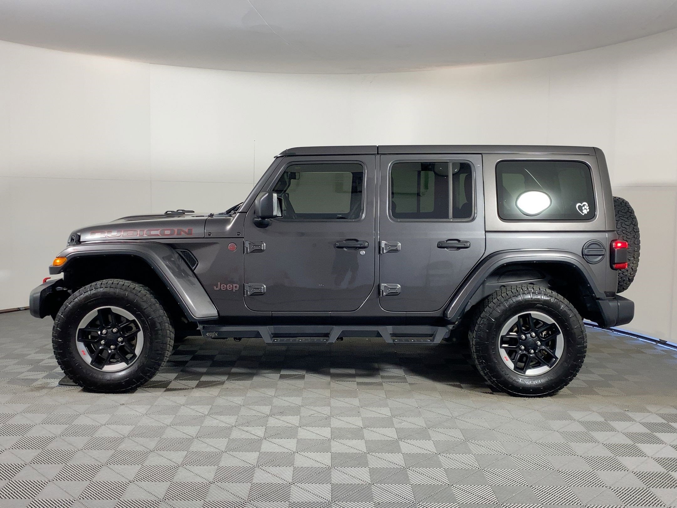 2018 Jeep Wrangler Unlimited Rubicon photo 2