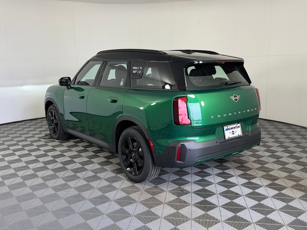 New 2027 MINI Countryman Signature Plus Sports Activity Vehicle