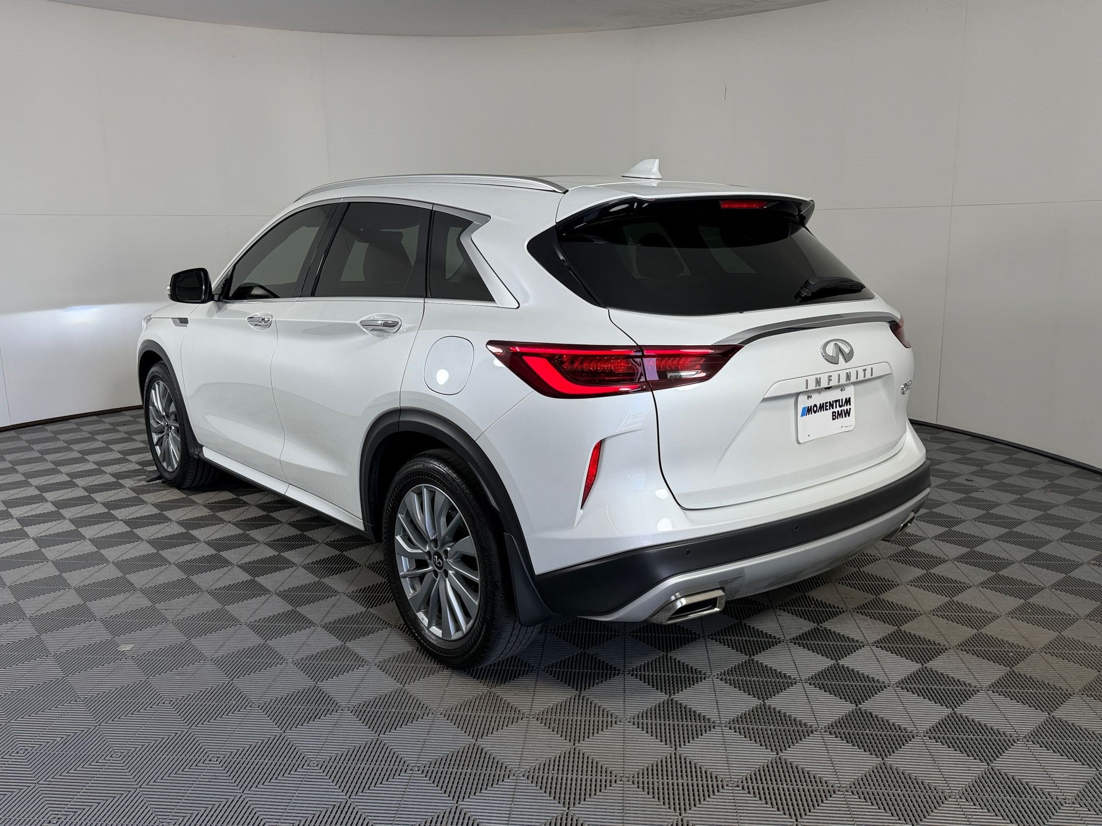 QX50 LUXE SUV
