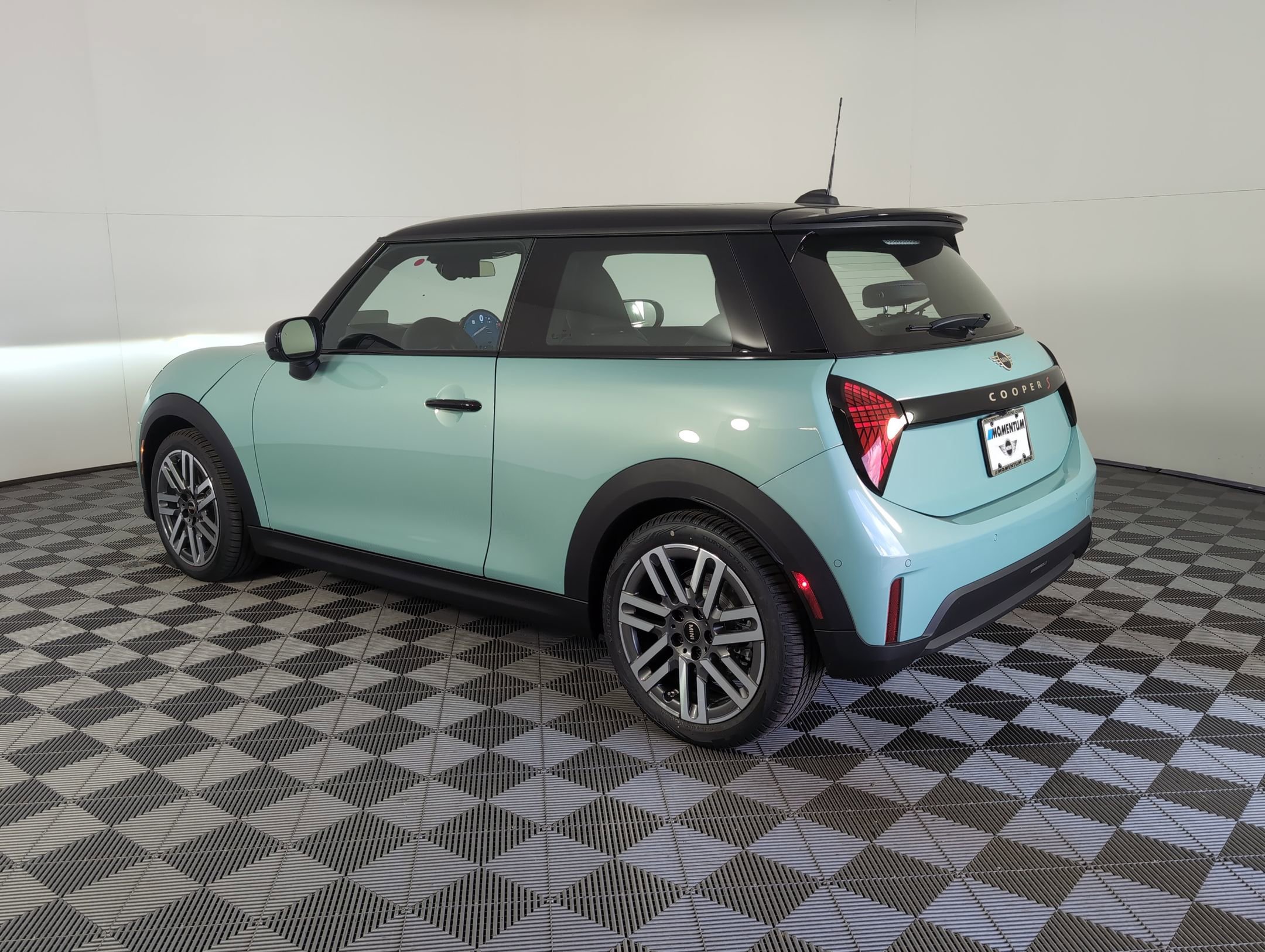 2026 Mini Cooper S 2 Door Iconic photo 2