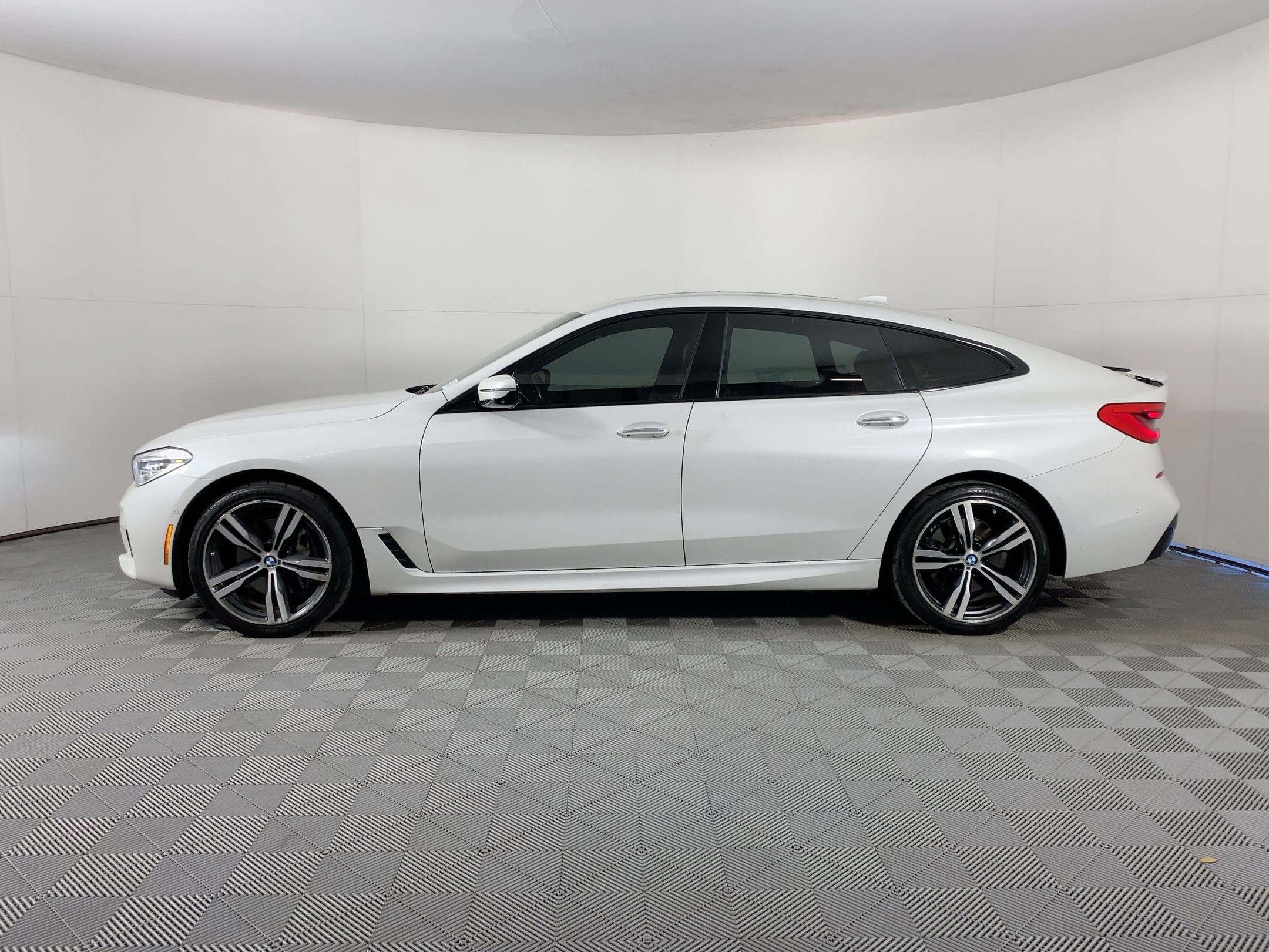 2018 Bmw 640i xDrive photo 2