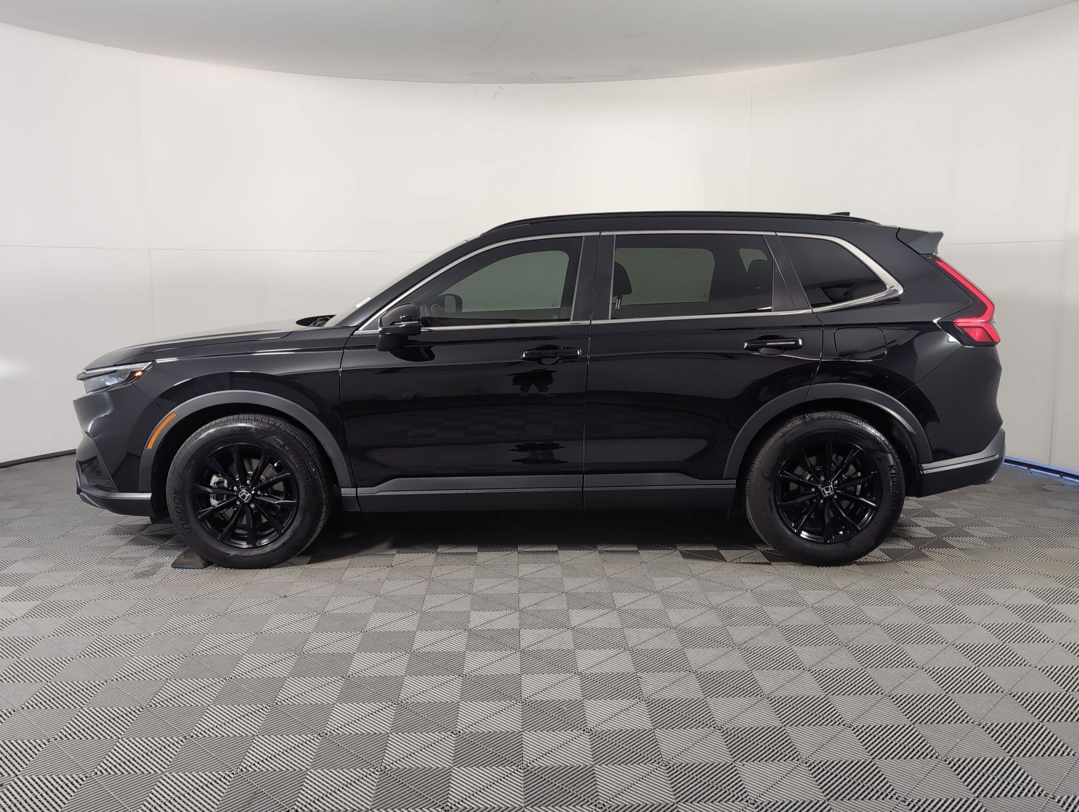 2025 Honda CR-V Hybrid Sport photo 2