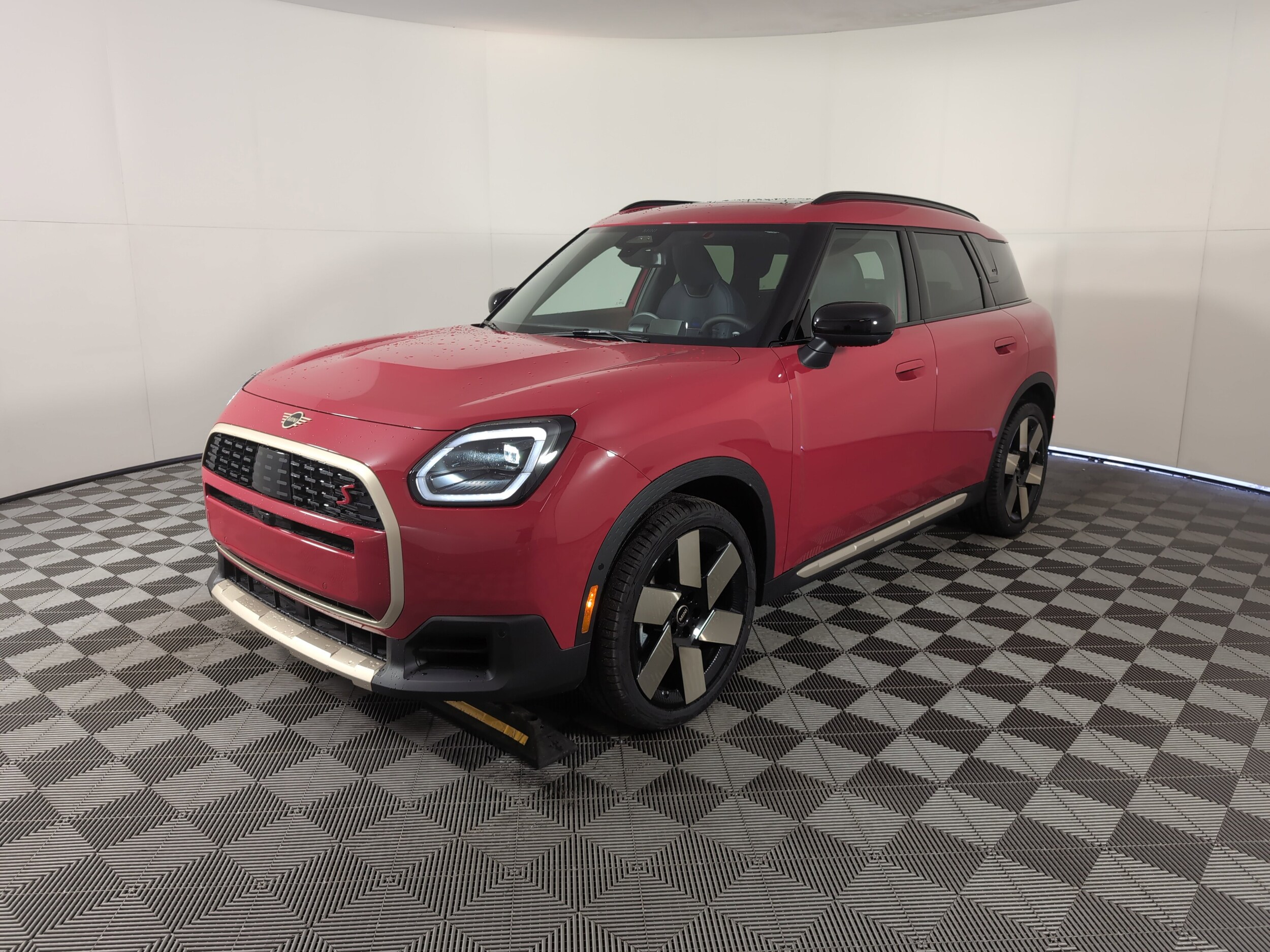 2025 Mini Countryman S ALL4 photo 3