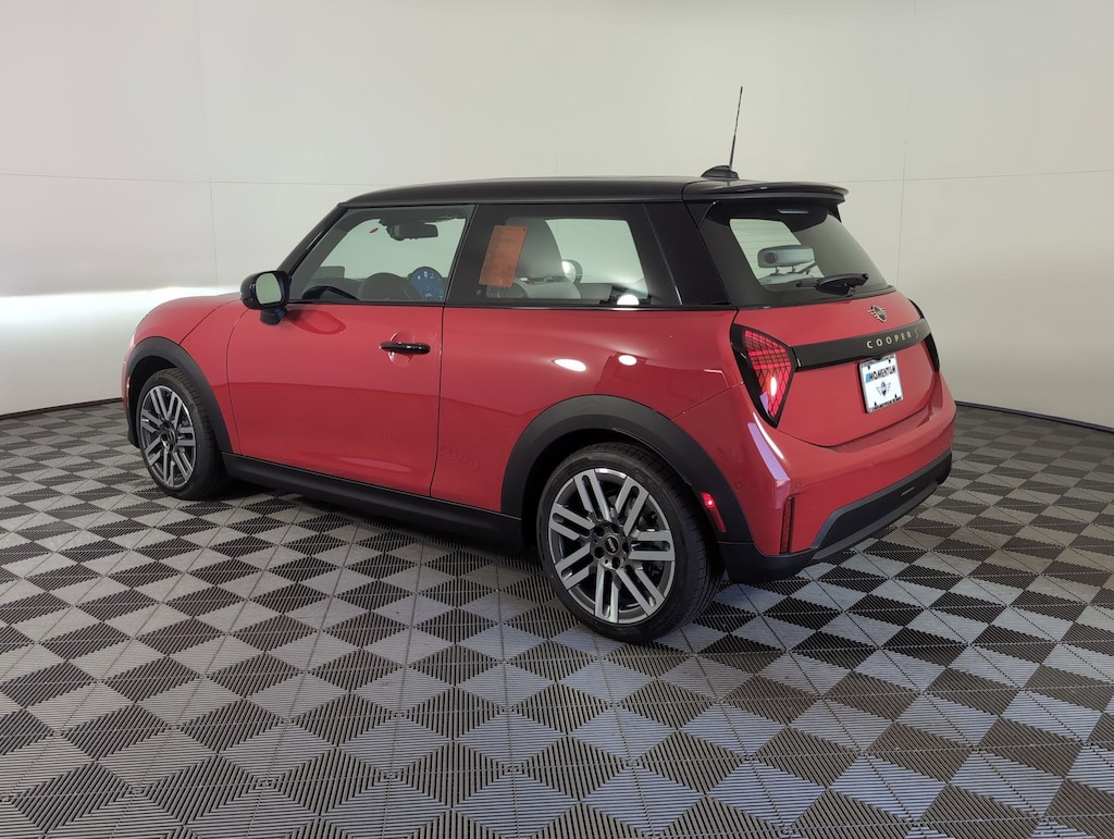 New 2026 MINI 2 Door Signature Plus Hatchback
