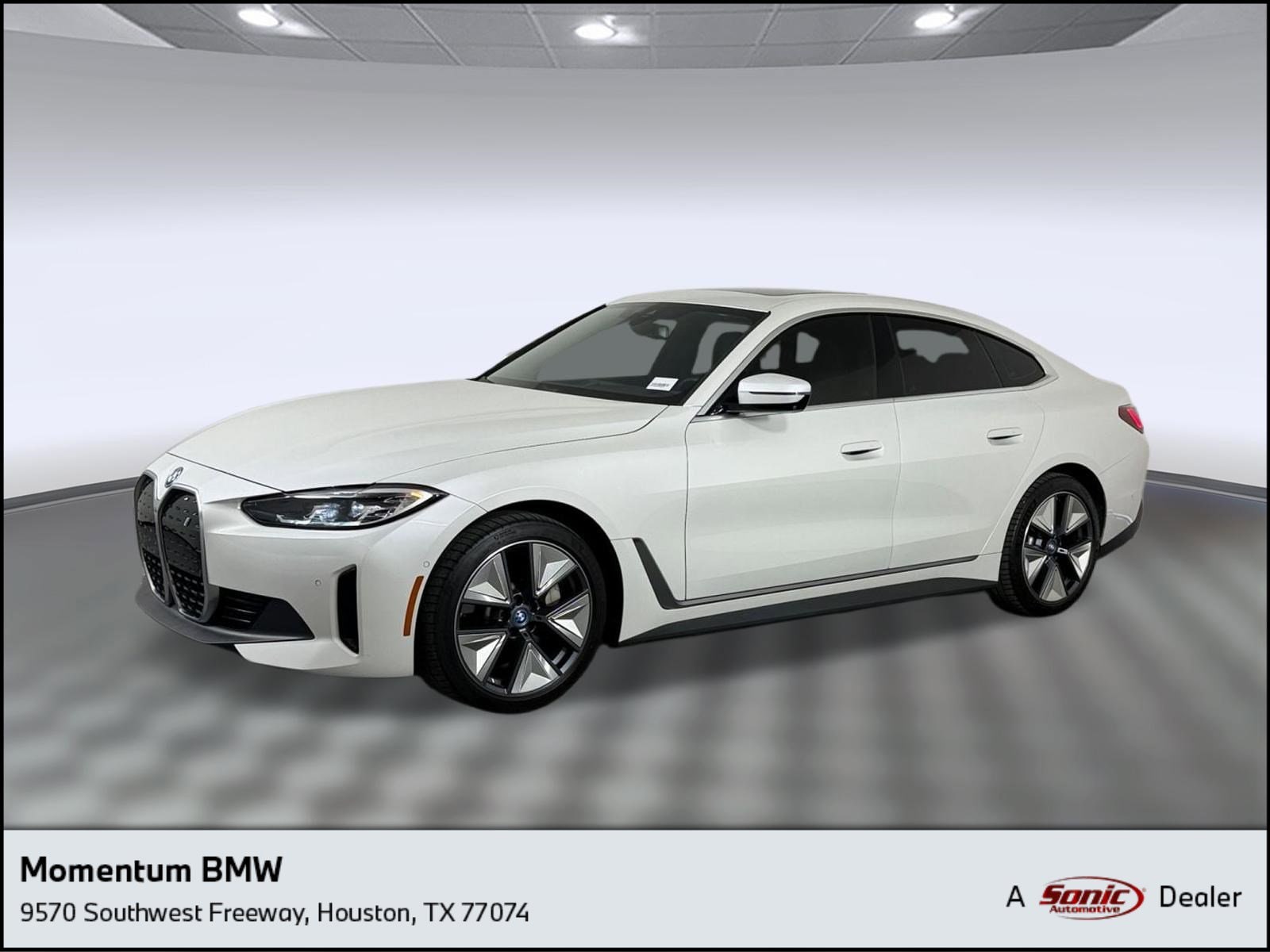 2023 BMW i4 eDrive35's photo