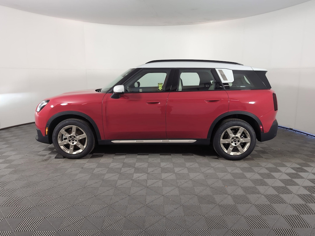 New 2025 MINI Countryman Signature Plus SUV
