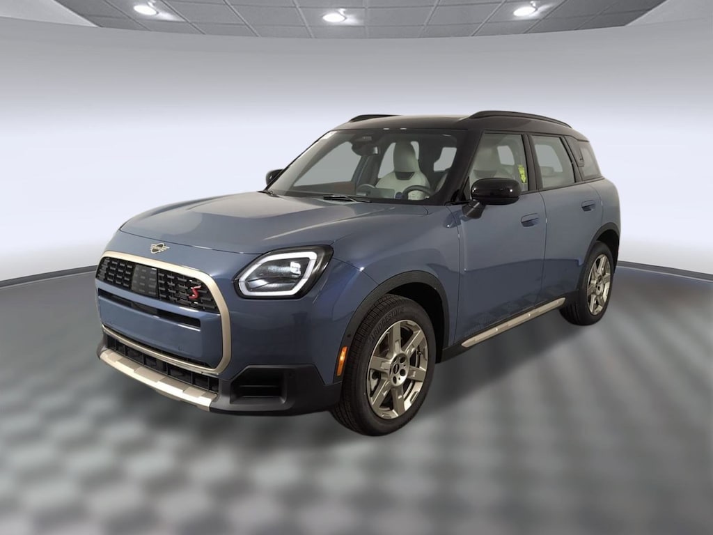 New 2025 MINI Countryman Signature Plus SUV