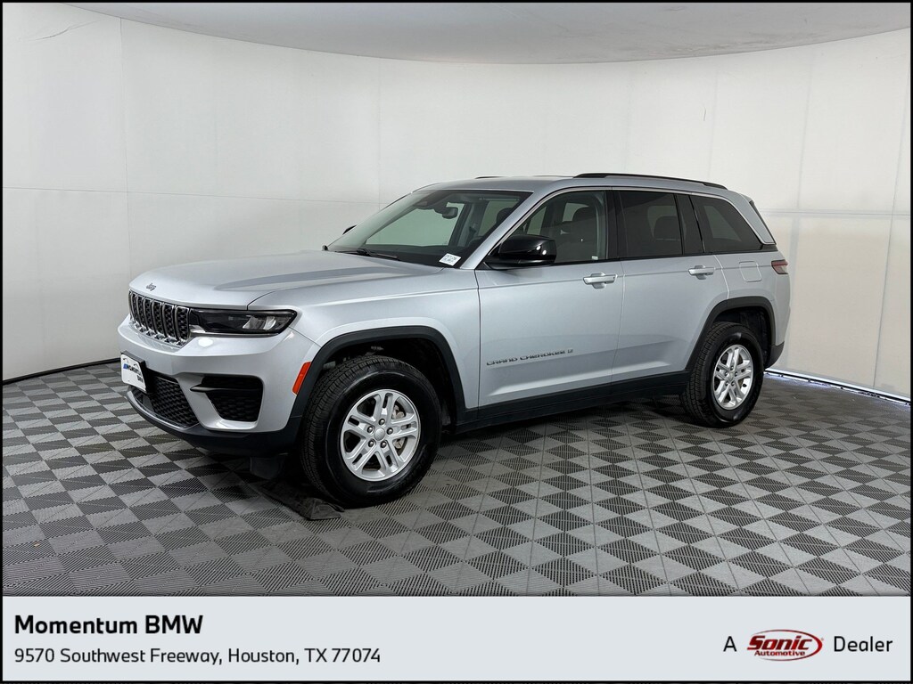 Used 2023 Jeep Grand Cherokee Laredo SUV
