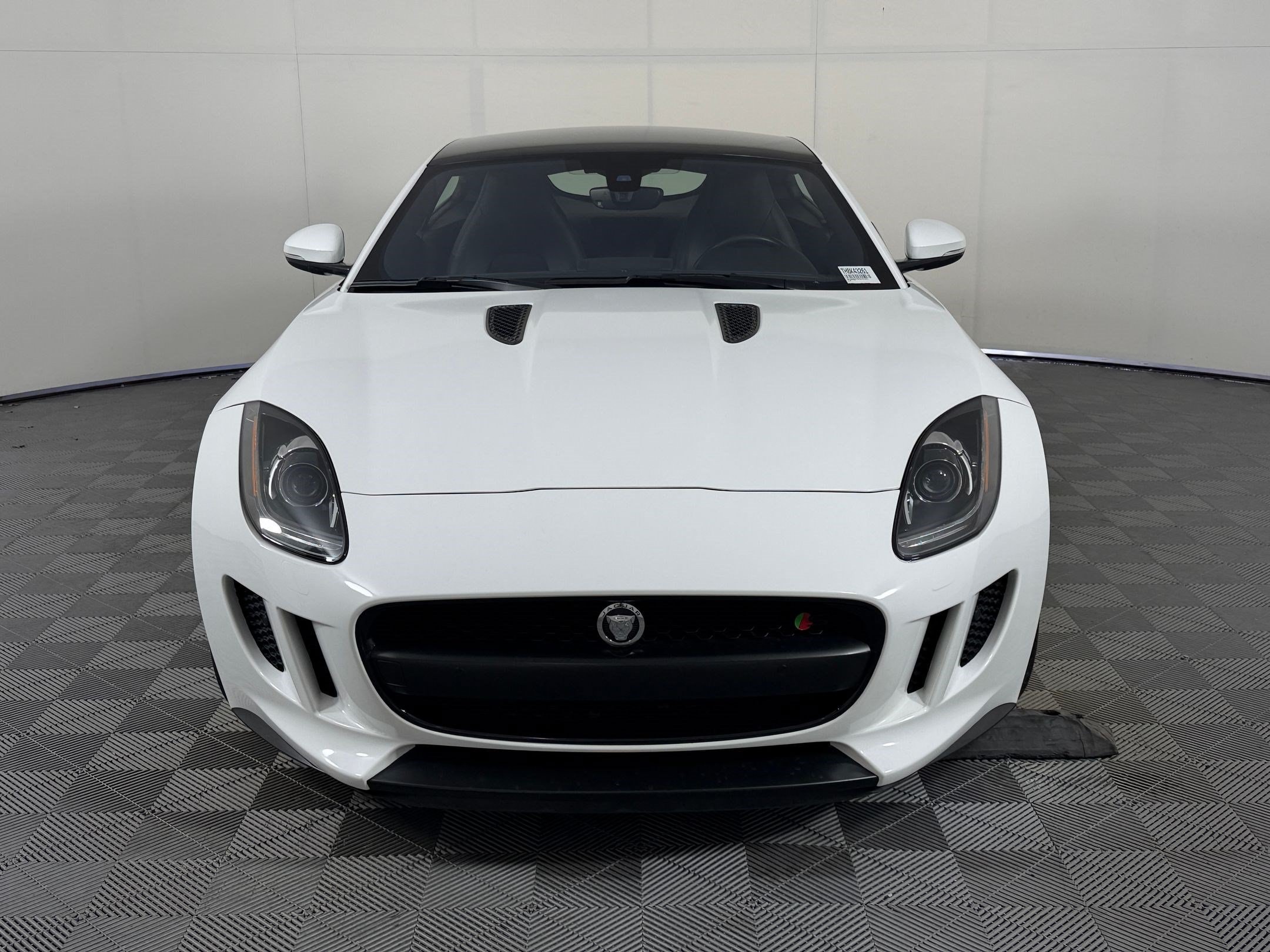 F-TYPE Premium Coupe