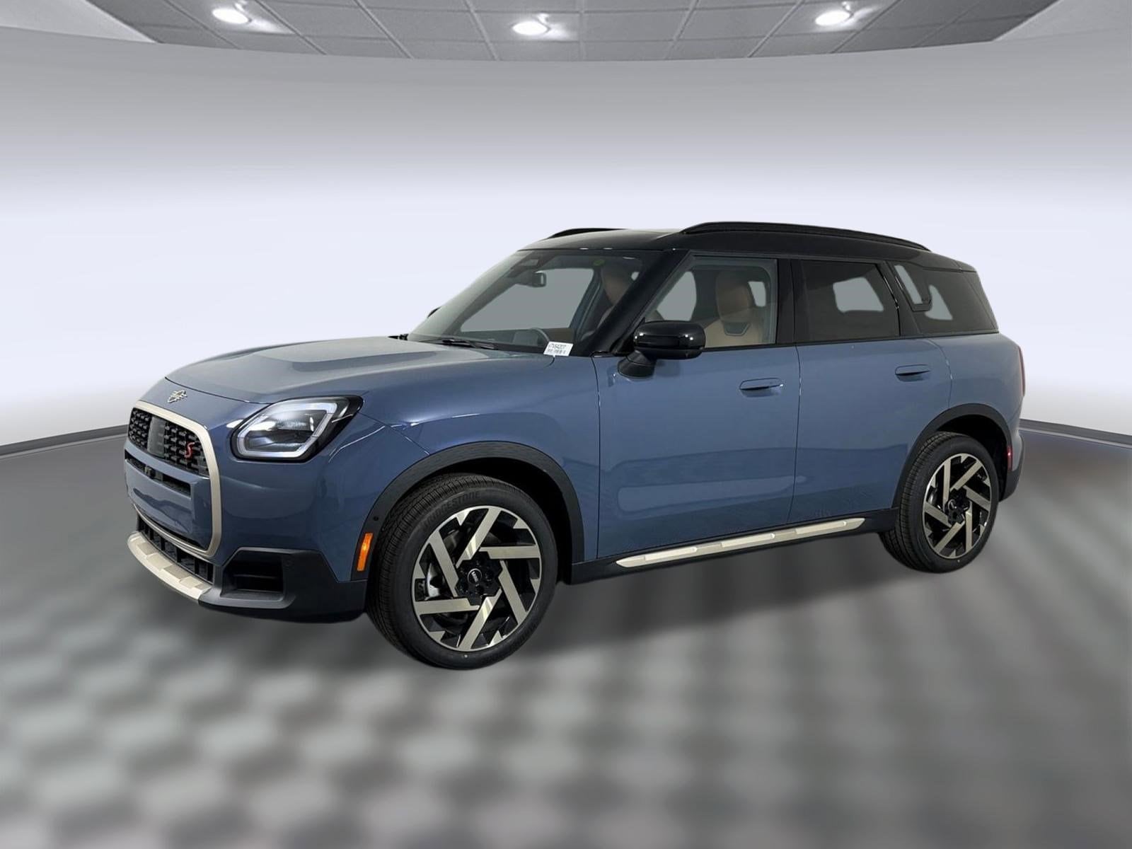 2027 MINI Countryman's photo