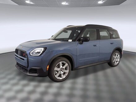 2026 MINI Countryman Signature Plus SUV