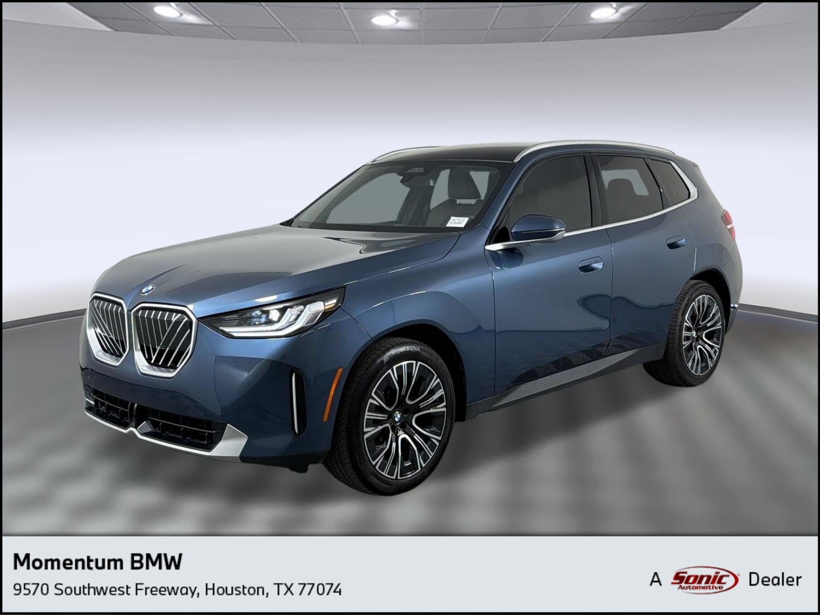 2025 BMW X3 30 XDRIVE's photo