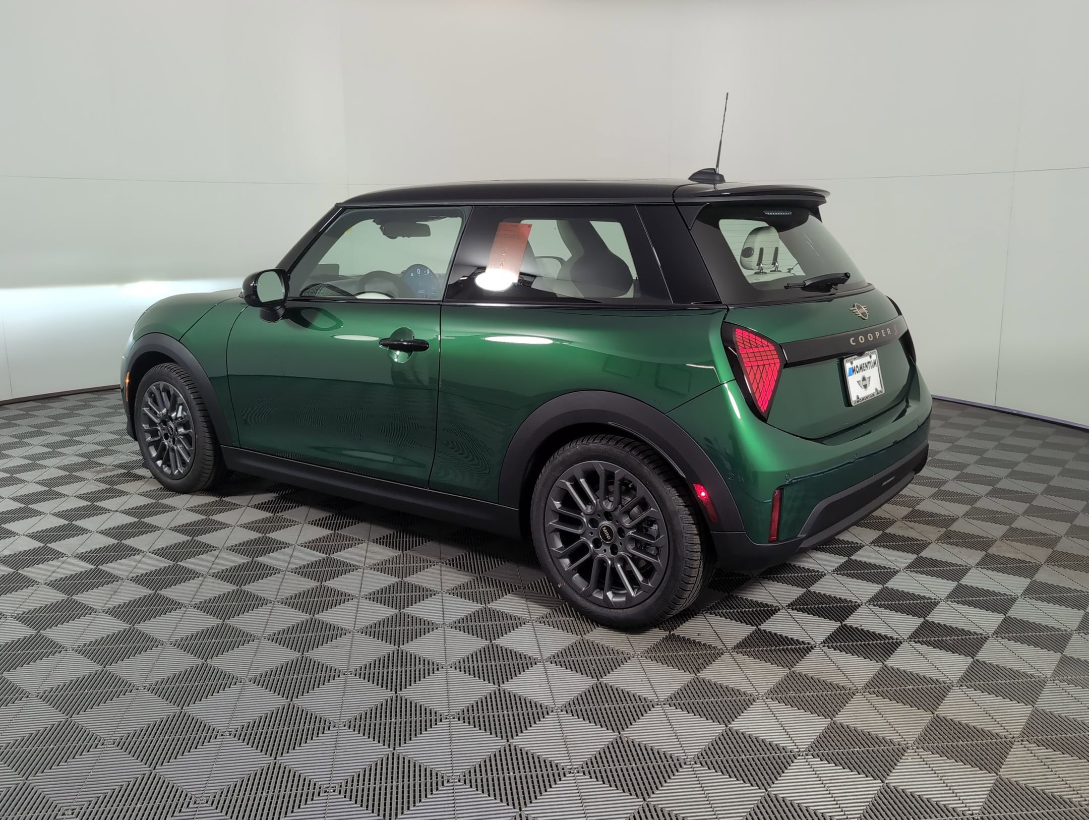 2026 Mini Cooper Hardtop S photo 2