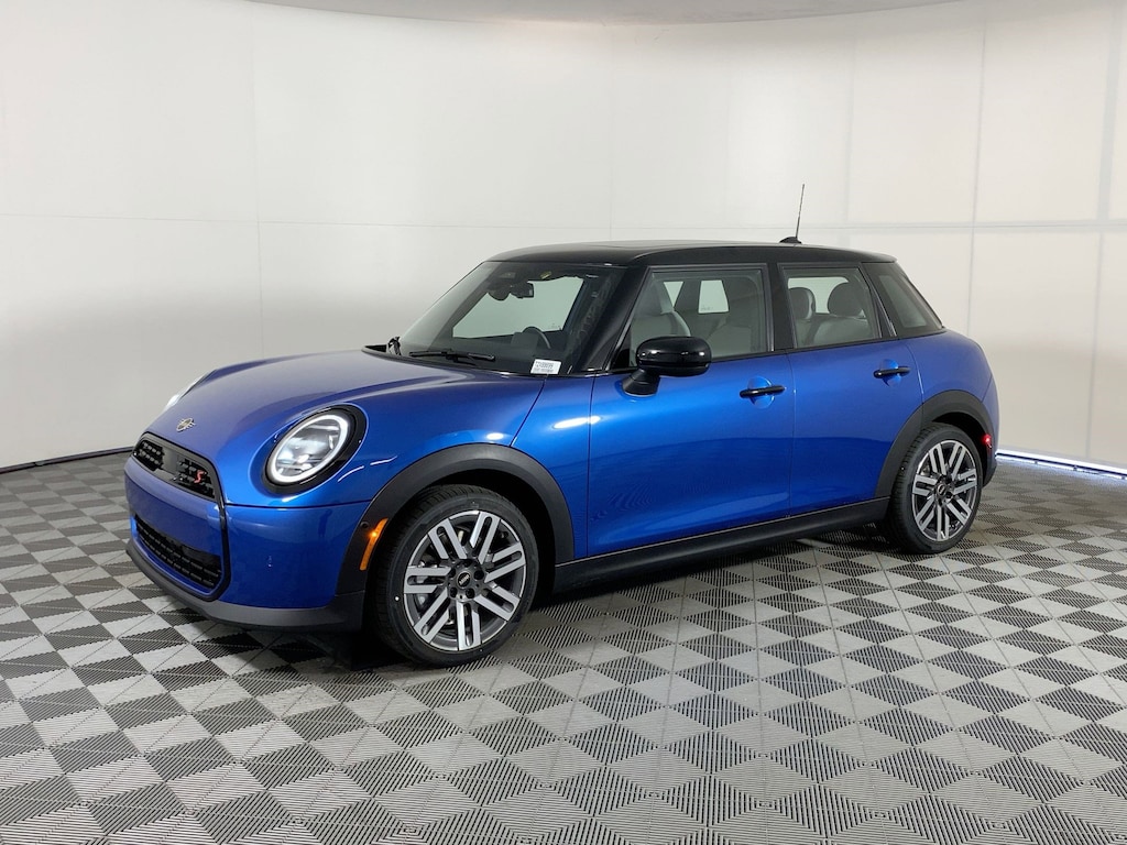New 2026 MINI 4 Door Signature Plus Hatchback