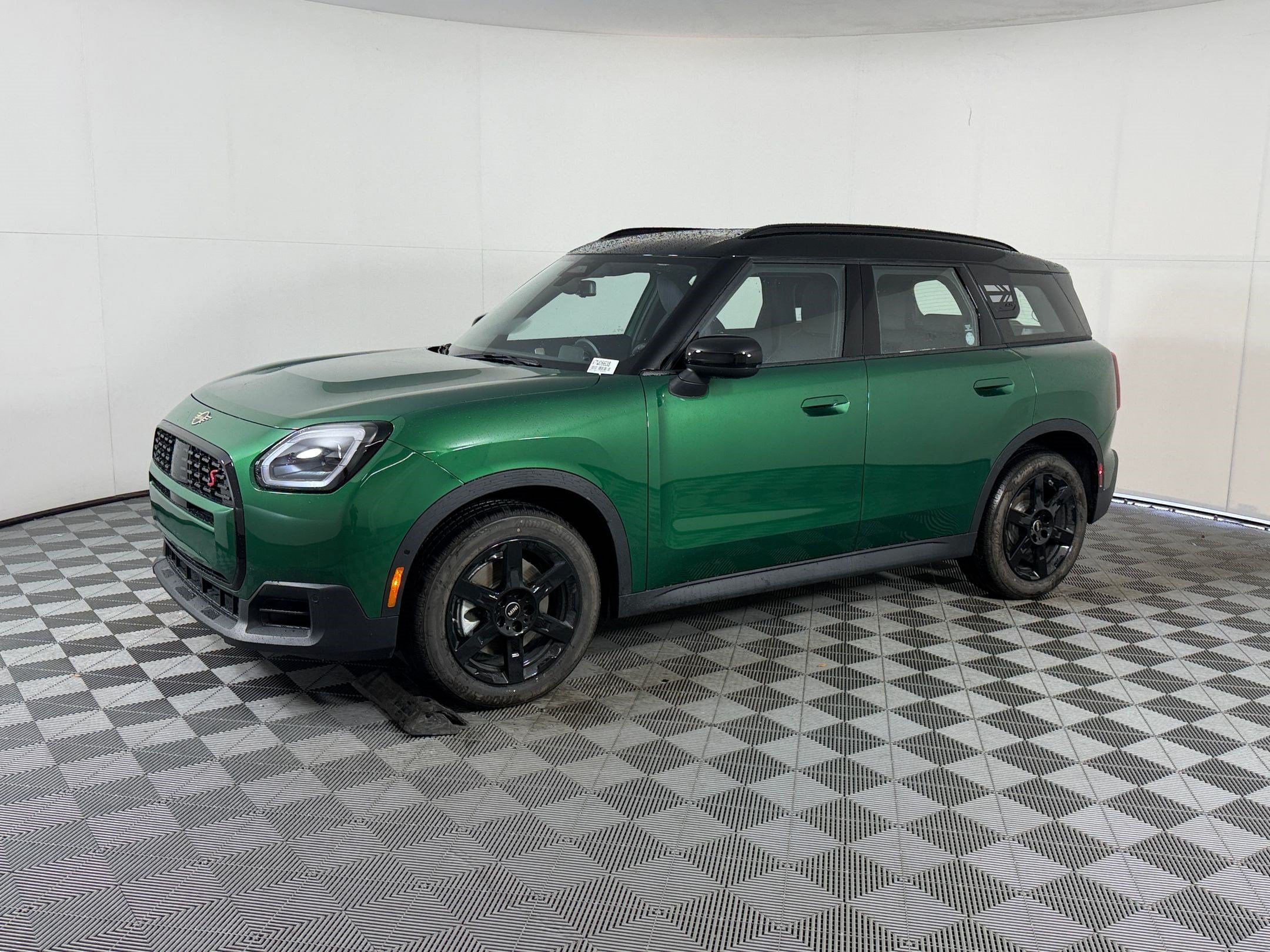 2027 MINI Countryman S ALL4's photo