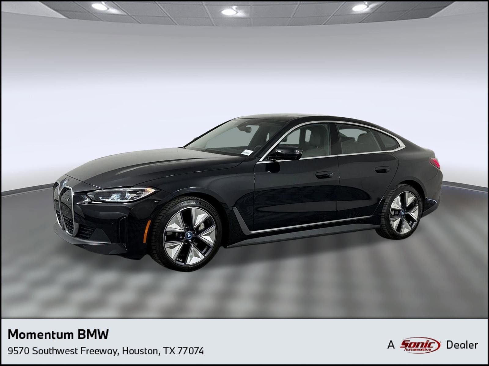 2023 BMW i4 eDrive35's photo