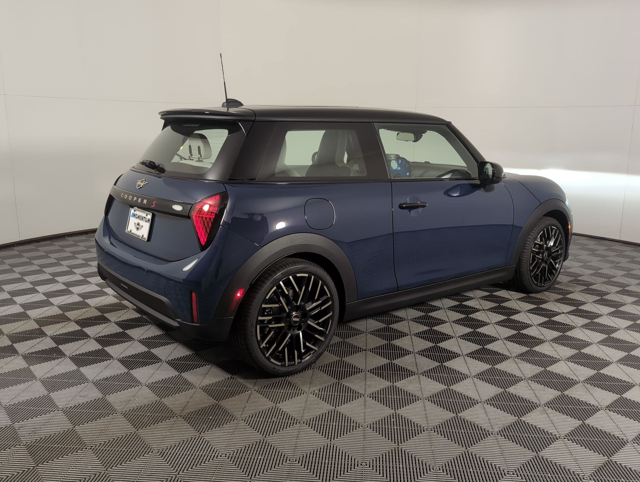 2026 MINI Hardtop 2 Door S - Photo 6