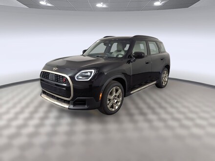 2025 MINI Signature Plus Countryman ALL4 2025 MINI Countryman Signature Plus SUV