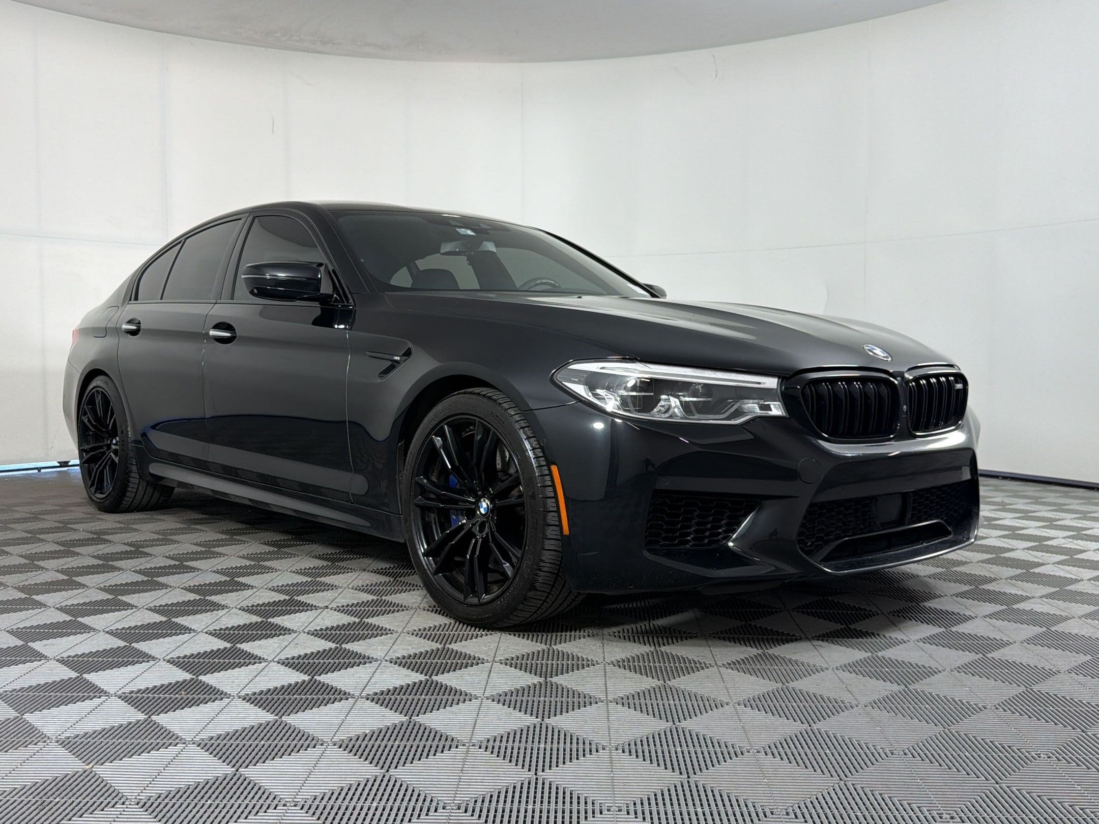 M5 Sedan