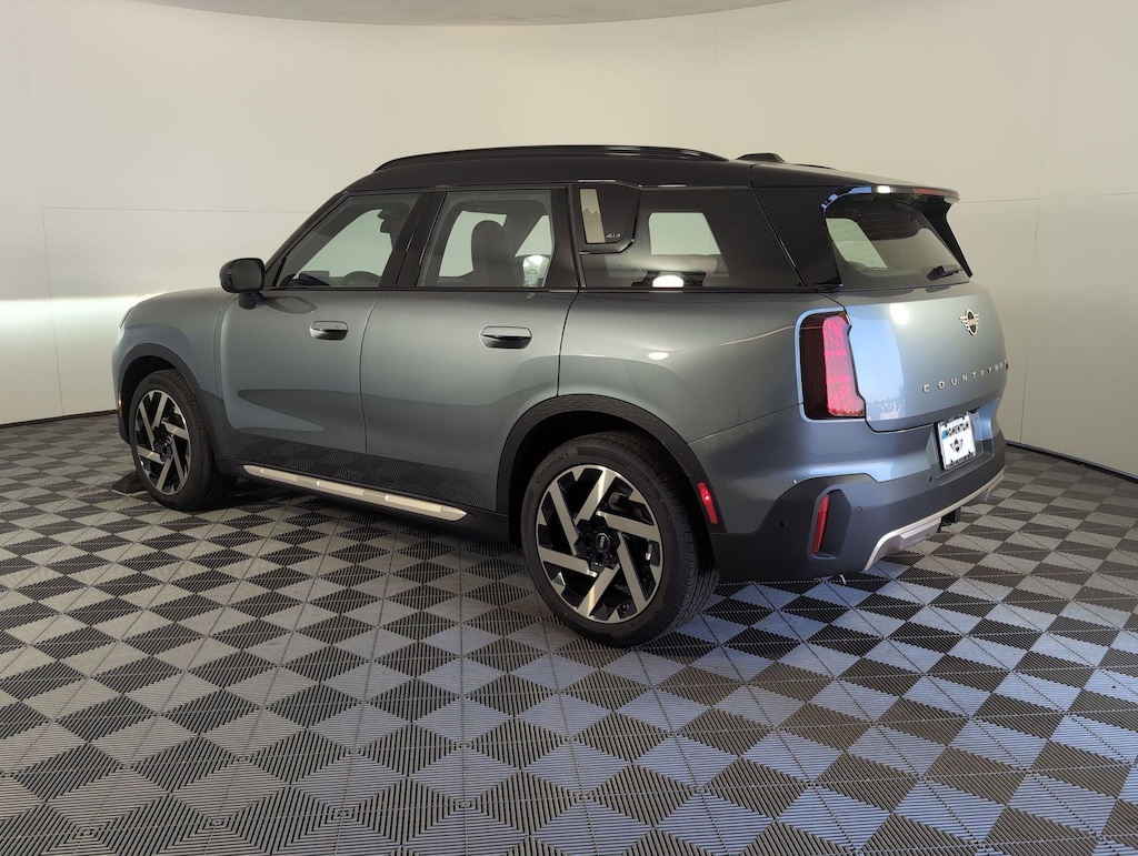 New 2026 MINI Countryman Signature Plus SUV