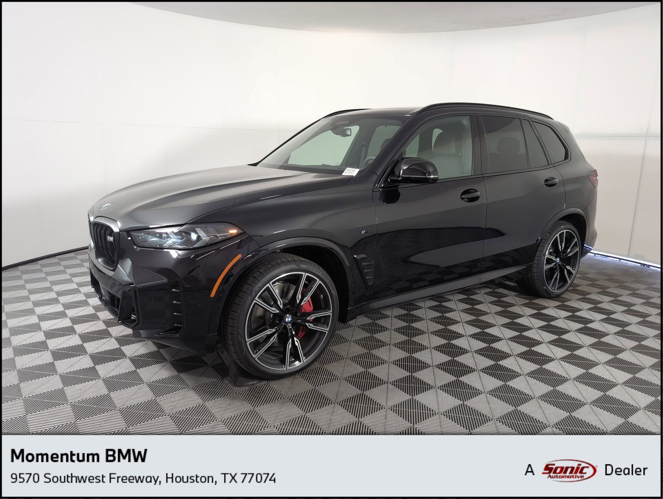 2026 BMW X5 M60i's photo
