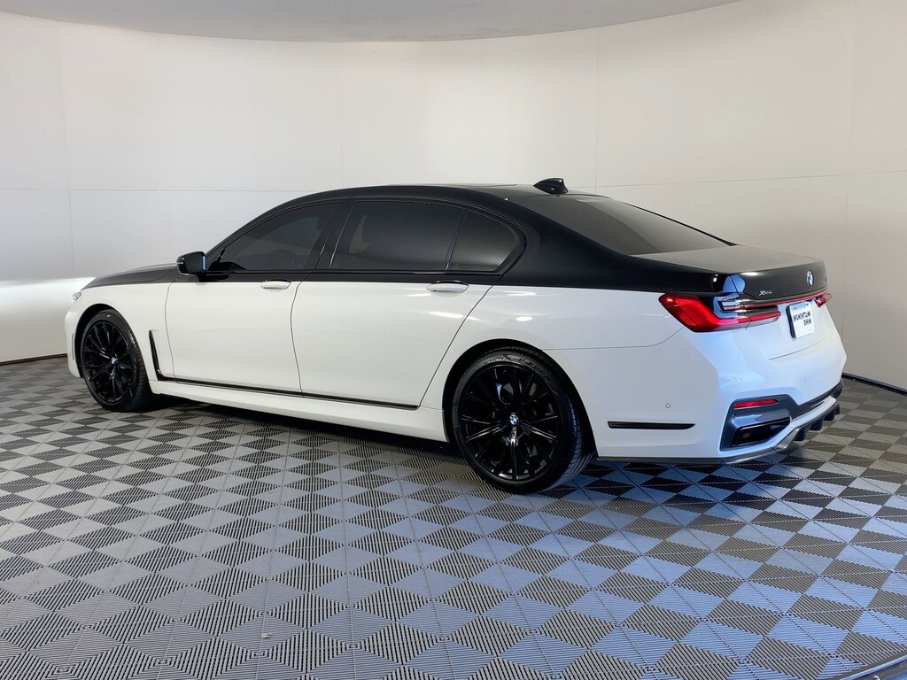 Used 2022 BMW 750i xDrive Sedan